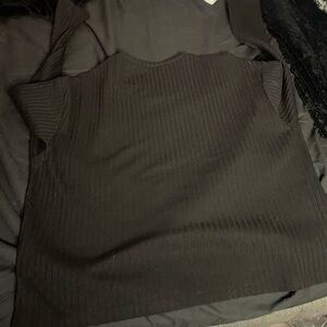 Time&Tru ribbed long sleeve top!!